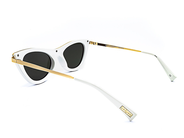 Сонцезахисні окуляри Le Specs ENCHANTRESS 2438 50 мм. TINTED GREY. Фото 4